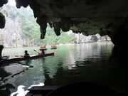 今日も暑かった。ハロン湾の風景で少しの涼を。