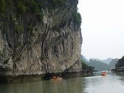 しばらくハロン湾の景色をどうぞ。